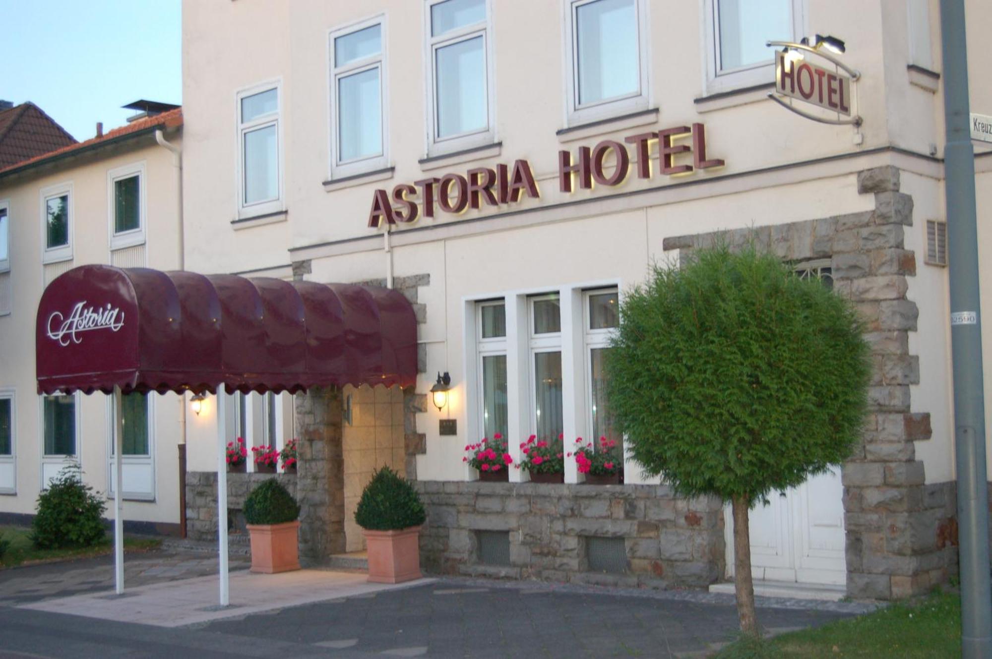Astoria Hotel Ratingen Bagian luar foto